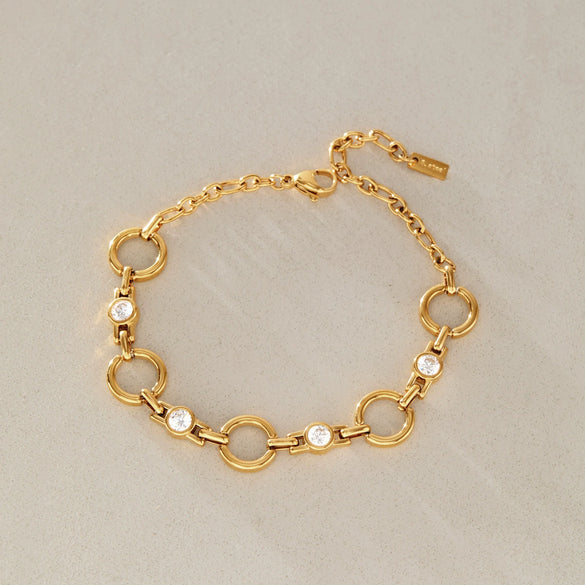 Women's Geometric Stainless Steel Bracelet With Smooth Plated Finish Colorfast Hypoallergenic Fashion Jewelry