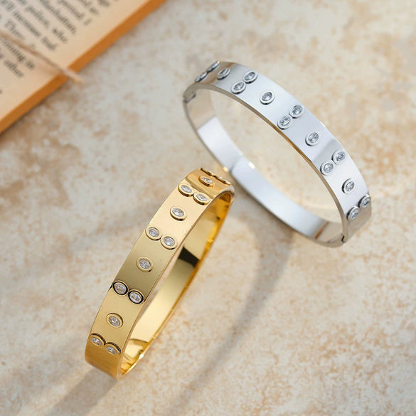 Women's Geometric Stainless Steel Bracelet With Zircon Inlay And 18K Gold Vacuum Plated Finish Fashion Jewelry