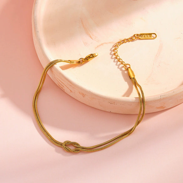 Women's Geometric Stainless Steel Chain Bracelet With Vacuum Electroplated Gold Tone Finish