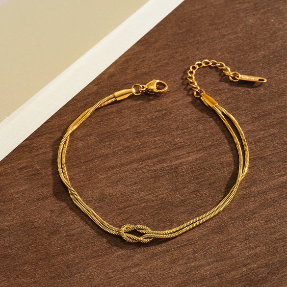 Women's Geometric Stainless Steel Chain Bracelet With Vacuum Electroplated Gold Tone Finish