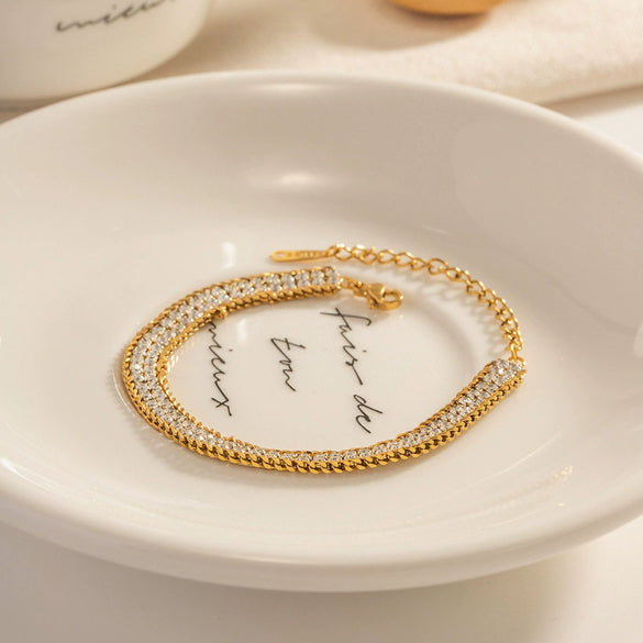 Women's Geometric Stainless Steel Electroplated Bracelet