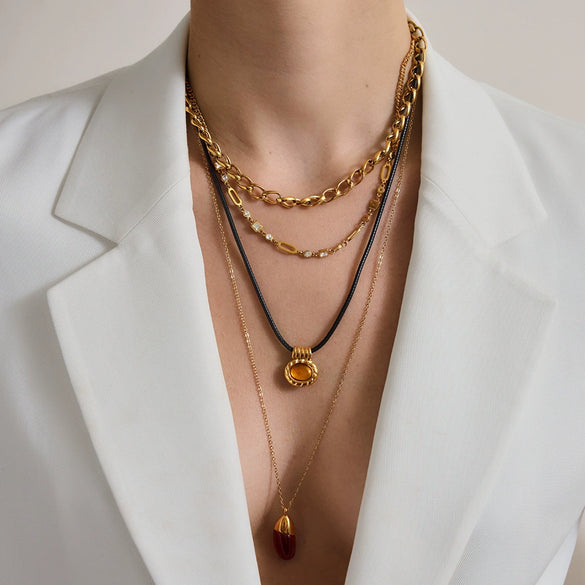 Women's Geometric Stainless Steel Necklace With Pvd Gold Plating And Lobster Clasp Stylish Regular Chain Jewelry