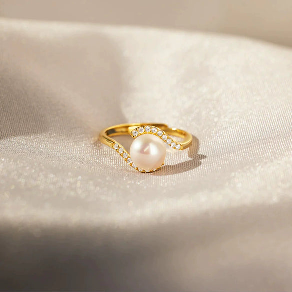 Women's Geometric Sterling Silver Pearl Eye Ring With Electroplating