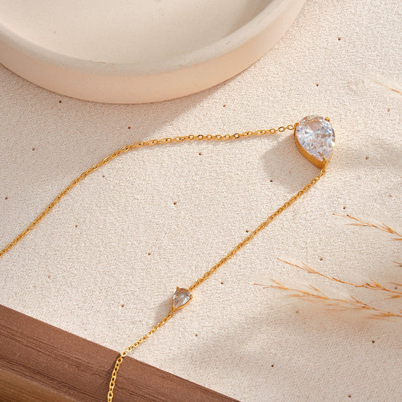 Women's Geometric Teardrop Zircon Pendant Stainless Steel Necklace With 18K Gold Plating