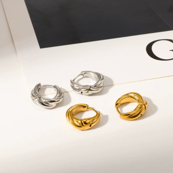 Women's Geometric Twist Ear Cuffs In Stainless Steel With Vacuum Gold Plated Finish Simple Non Fading Fashion Earrings