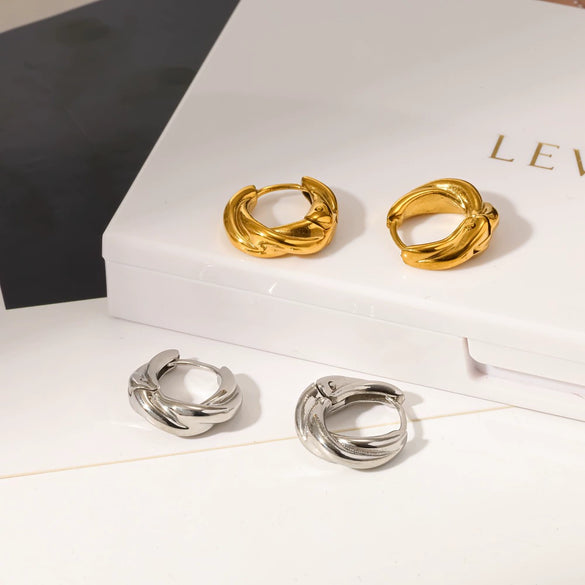 Women's Geometric Twist Ear Cuffs In Stainless Steel With Vacuum Gold Plated Finish Simple Non Fading Fashion Earrings