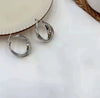 Women's Geometric Twisted Alloy Earrings With Electroplated Finish And Titanium Alloy Ear Pins Fashionable Light Luxury Ear Accessories