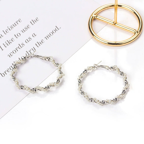 Women's Geometric Twisted Pearl Spiral Earrings Electroplated Metal Fashion Jewelry