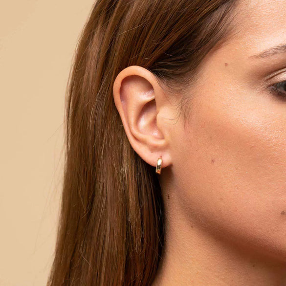 Women's Geometric U Shaped Hoop Earrings With Silver Needle And Copper Electroplated Simple Fashion Jewelry