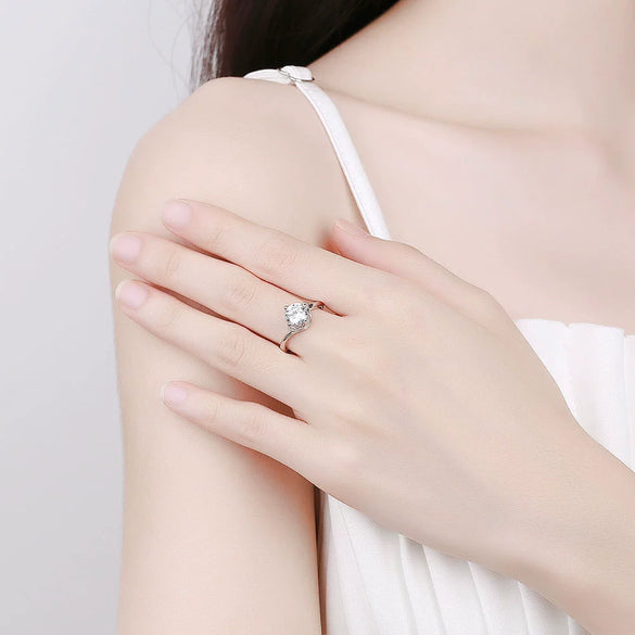 Women's Geometric Vine Ring In S925 Sterling Silver With Electroplated Finish And Moissanite Zircon Detail Adjustable Open Band