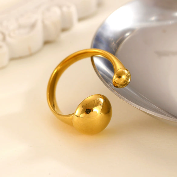 Women's Geometric Water Drop Casting Ring With Star And Moon Pattern Electroplated Minimalist Style