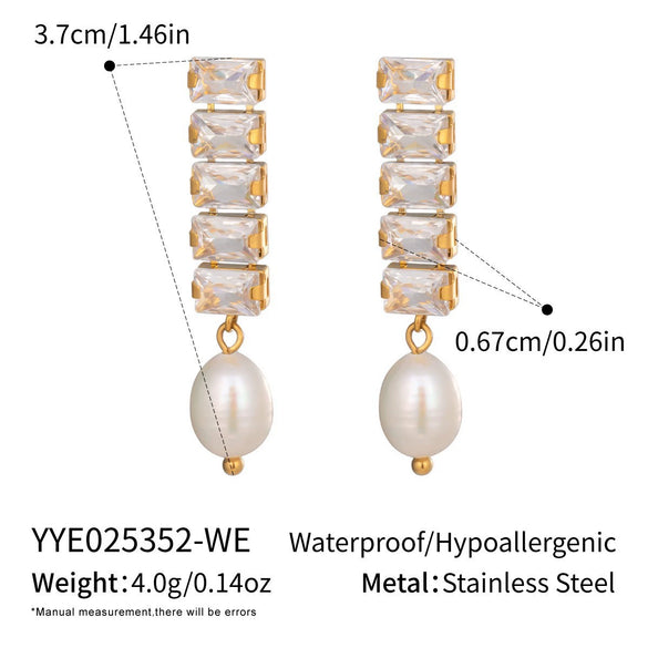 Women's Geometric Water Drop Cubic Zirconia Necklace And Earrings Set In Goldplated Stainless Steel