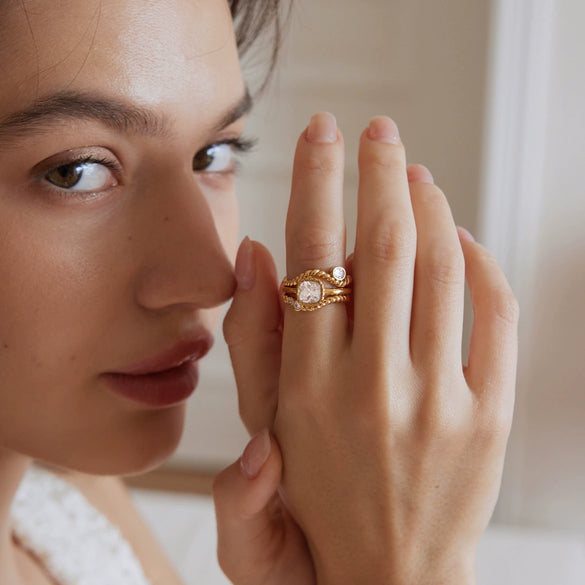 Women's Geometric Zircon Ring In Stainless Steel With Pvd Gold Plating Hypoallergenic Nonfading Fashion Jewelry