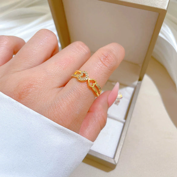 Women's Gold Electroplated Brass Crown Pattern Microinlaid Ring