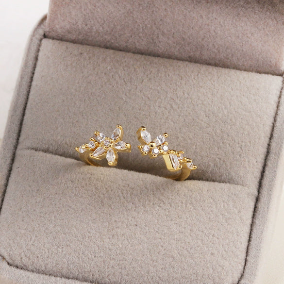 Women's Gold Plated Copper Cute Fairy Flash Diamond Butterfly Flower Rings With Electroplating