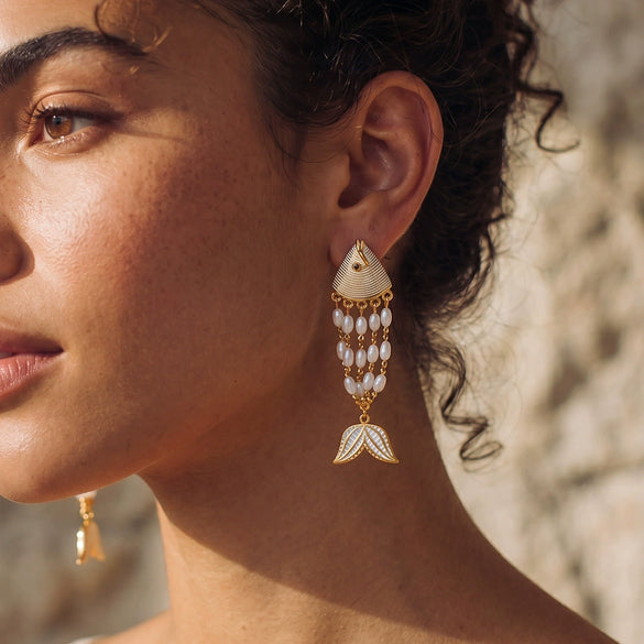 Women's Gold Plated Stainless Steel Enamel Fish Earrings With Rhinestone And Pearl Inlay Geometric Animal Style