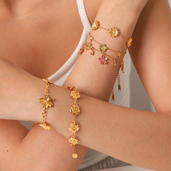 Women's Gold Plated Stainless Steel Flower Bracelet Light Luxury Floral Jewelry With Fade Resistant Finish