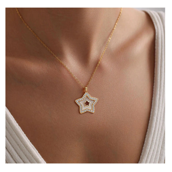 Women's Gold Tone Copper Round Rose Pendant Necklace Elegant Light Luxury Geometric Floral Clavicle Chain With Electroplated Finish