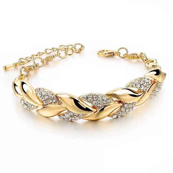 Women's Gold Tone Leaf Pattern Adjustable Bracelet Alloy Electroplated Jewelry With Full Diamond Embellishment