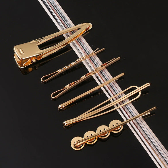Women's Gold Tone Metal Word Clip Hairpin With Simple Floral Design And Electroplated Finish Hair Accessory