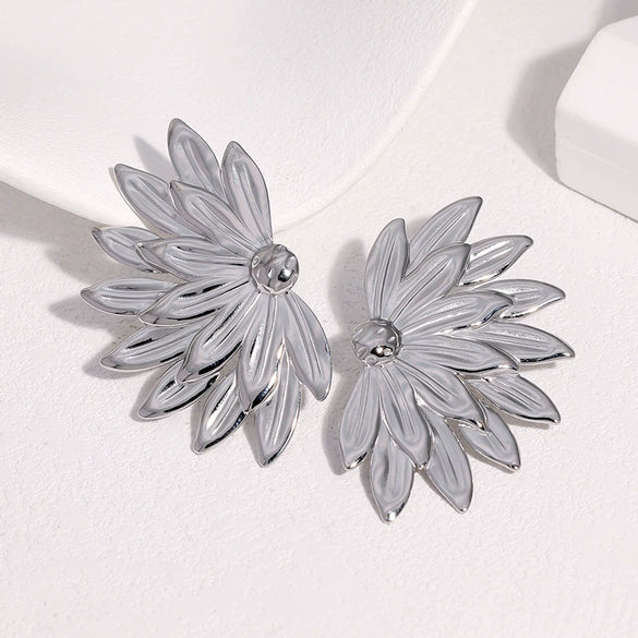 Women's Goldplated Stainless Steel Floral Stud Earrings With Minimalist Modern Botanical Design