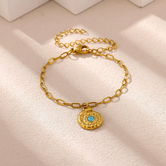 Women's Goldplated Titanium Steel Bee And Flower Bracelet With Transparent Crystal Pendant Geometric Square Chain And Sparkling Inlay Details