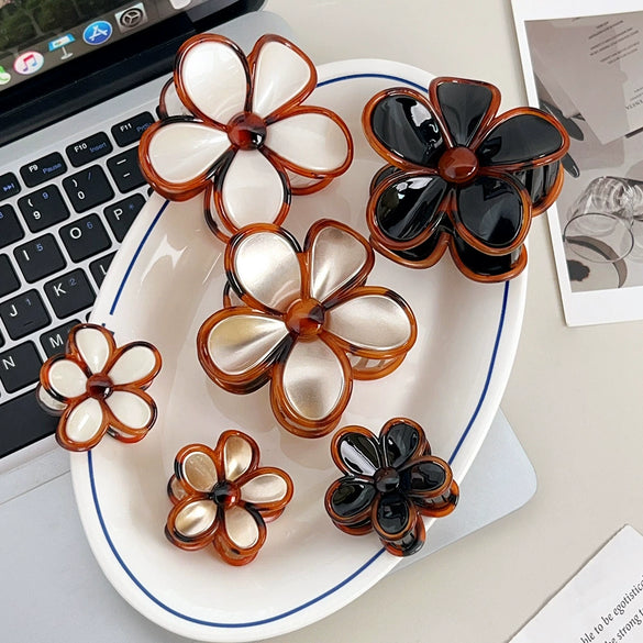 Women's Handmade Abs Hair Clip With Sweet Style And Egg Flower Design