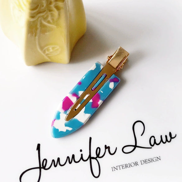 Women's Handmade Acetate Hair Side Clip With Frosted Finish Seamless Bangs Edge Barrette And Simple Letter Design