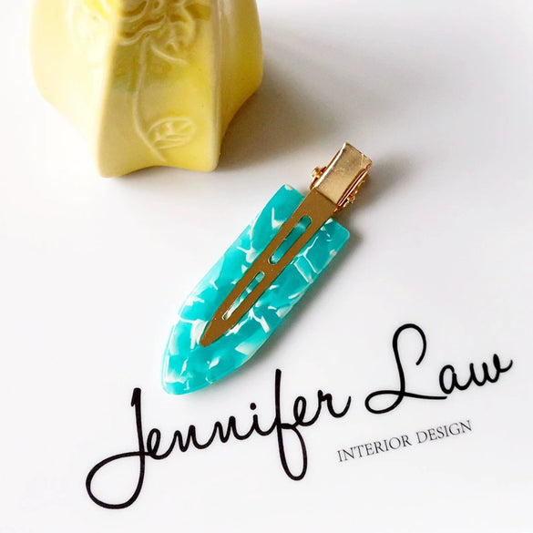 Women's Handmade Acetate Hair Side Clip With Frosted Finish Seamless Bangs Edge Barrette And Simple Letter Design