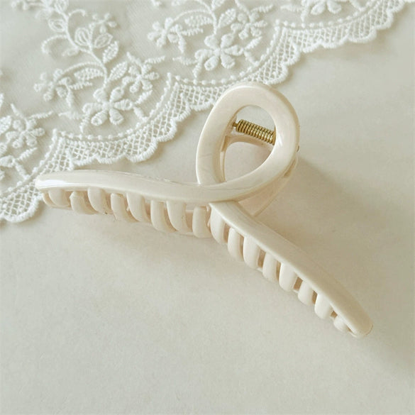 Women's Handmade Acrylic Casual Style Oversized Summer Hair Clip