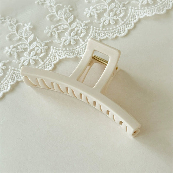 Women's Handmade Acrylic Casual Style Oversized Summer Hair Clip