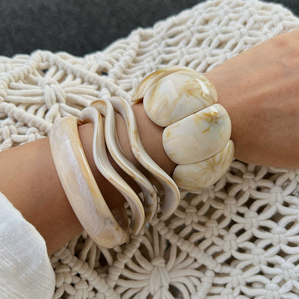 Women's Handmade Asymmetrical Smudged Resin Bracelet