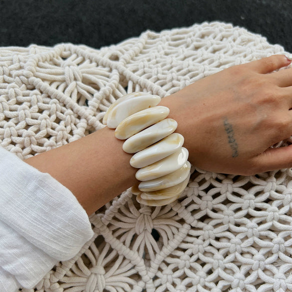 Women's Handmade Asymmetrical Smudged Resin Bracelet
