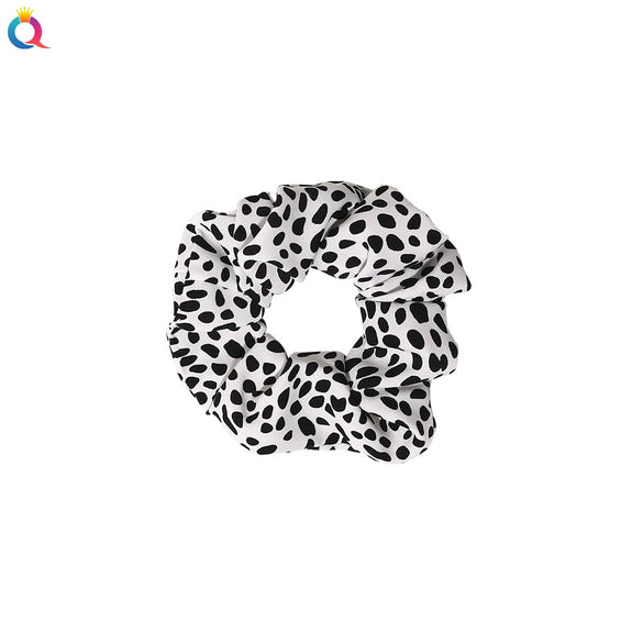 Women's Handmade Cloth Scrunchie Hair Tie With Retro Geometric Animal Print Ponytail Hair Accessory