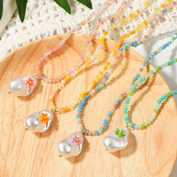 Women's Handmade Crystal And Pearl Beaded Clavicle Chain Necklace With Flower And Geometric Rhombus Pattern