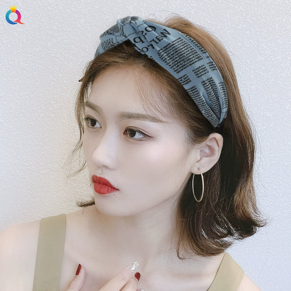 Women's Handmade Elegant Crossknotted Cloth Headband With Floral Wave Pattern Wide Hair Accessory