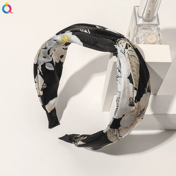 Women's Handmade Elegant Crossknotted Cloth Headband With Floral Wave Pattern Wide Hair Accessory