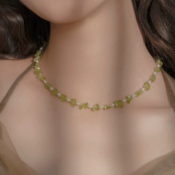 Women's Handmade Freshwater Pearl And Artificial Crystal Geometric Retro Clavicle Necklace With Cross Chain