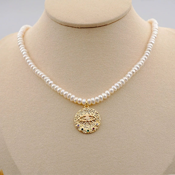 Women's Handmade Freshwater Pearl And Titanium Steel Beaded Coin Pendant Clavicle Chain With Geometric Design