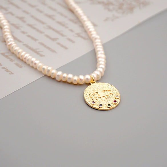 Women's Handmade Freshwater Pearl And Titanium Steel Beaded Coin Pendant Clavicle Chain With Geometric Design