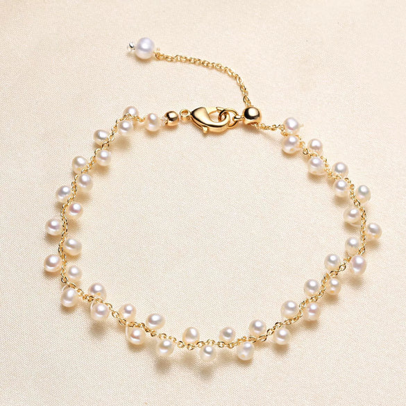 Women's Handmade Freshwater Pearl Bracelet With Copper Alloy Accessories And Near Circle Pearls Natural Style
