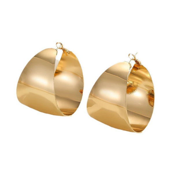 Women's Handmade Geometric Circle Earrings Retro Iron Statement Jewelry With Light Luxury Trendy Style