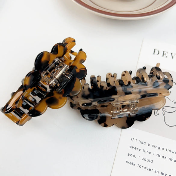 Women's Handmade High Sense Geometric Acetic Acid Hair Grab Clip