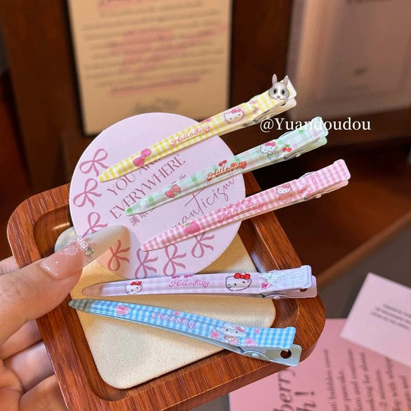 Women's Handmade Mixed Materials Heart Shaped Kitty Cartoon Hairpin