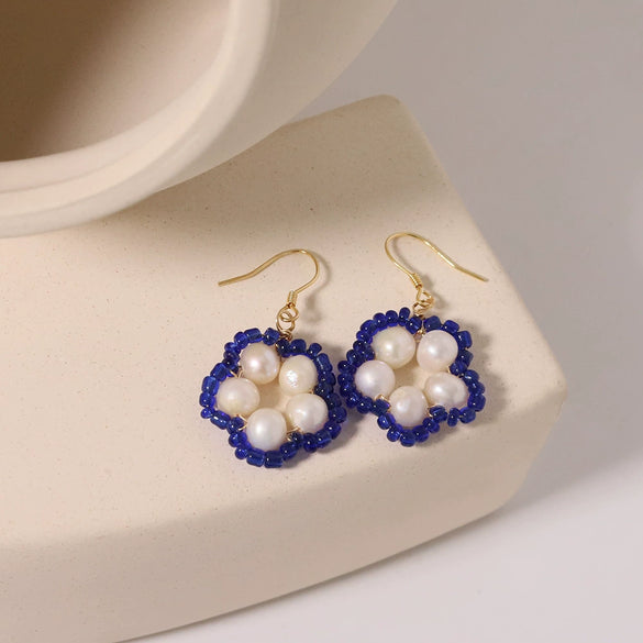 Women's Handmade Natural Freshwater Pearl 925 Silver Needle Geometric Five Petal Flower Stud Earrings