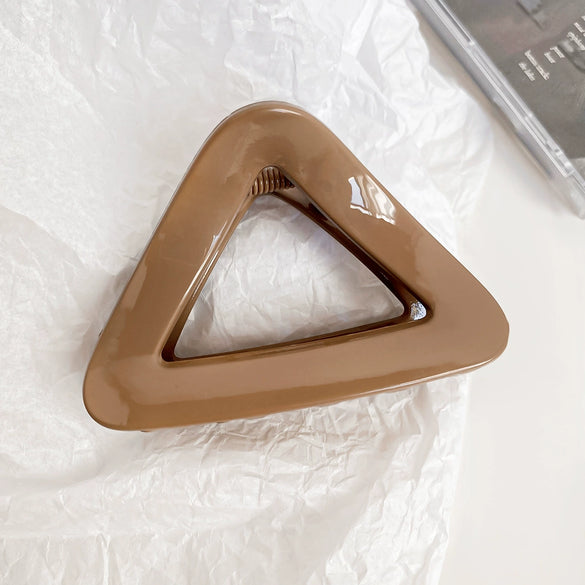 Women's Handmade Plastic Geometric Hollow Triangle Hair Grip Clip Simple Fashion Hair Accessory