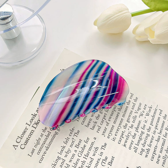 Women's Handmade Pvc Hair Grab Clip Light Luxury Style Phantom Stripe Shark Clip