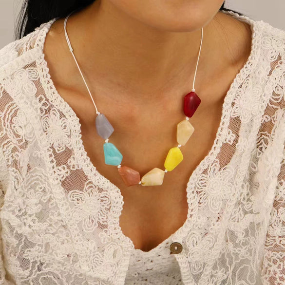 Women's Handmade Resin Flower Pendant Rope Chain Necklace Retro Simple Fashion