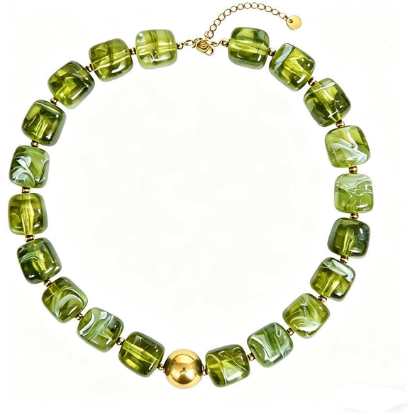 Women's Handmade Resin Heart Pendant Beaded Necklace With Contrasting Color Geometric Beads Exaggerated Statement Jewelry