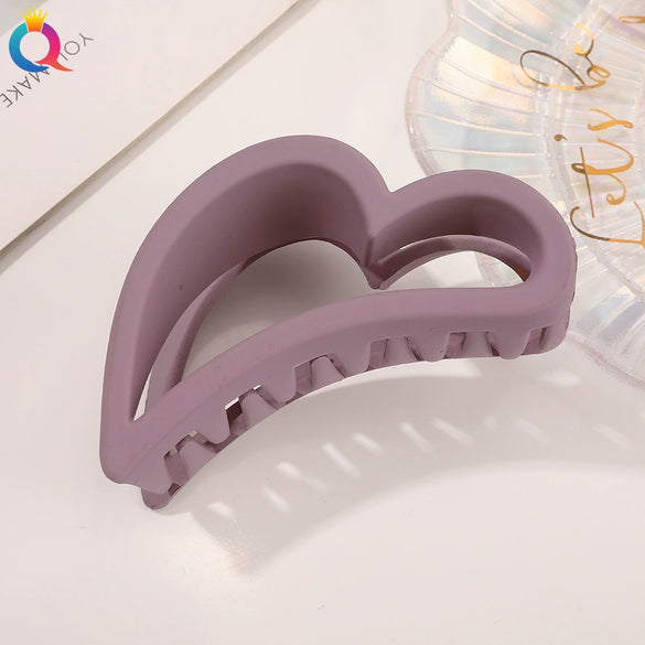 Women's Handmade Resin Love Hair Claw Clip With Hollow Frosted Design Large Shark Hairpin For Elegant Updos
